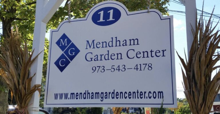 Hanging business sign for Mendham Garden Center, by Lombardo Lettering, New Jersey